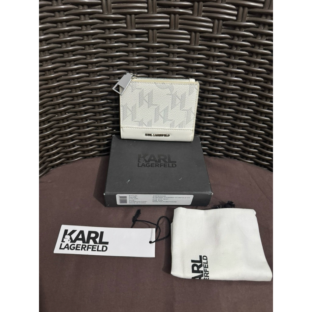 Karl Lagerfeld Bifold Card Holder Preloved