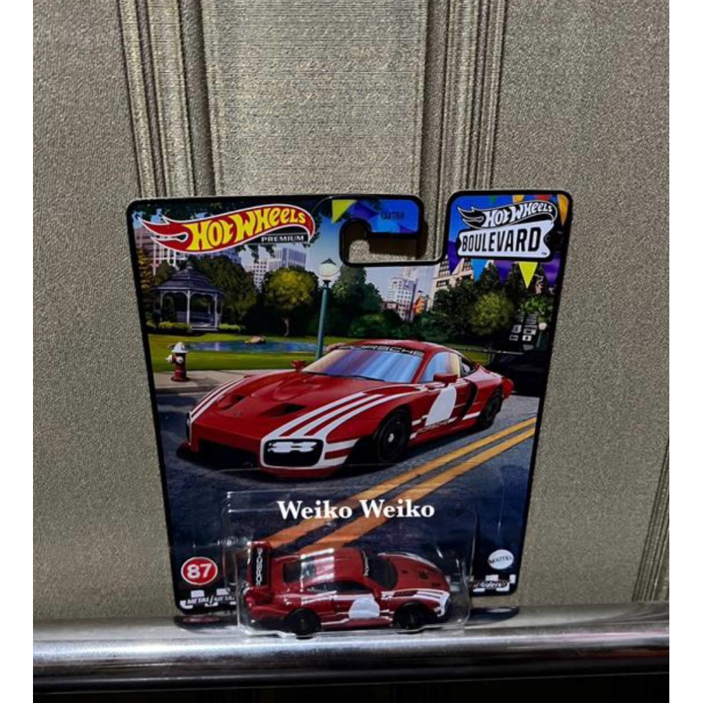 hotwheels premium boulevard porsche 935 red