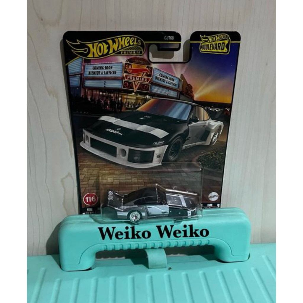 hotwheels premium boulevard porsche 935 black