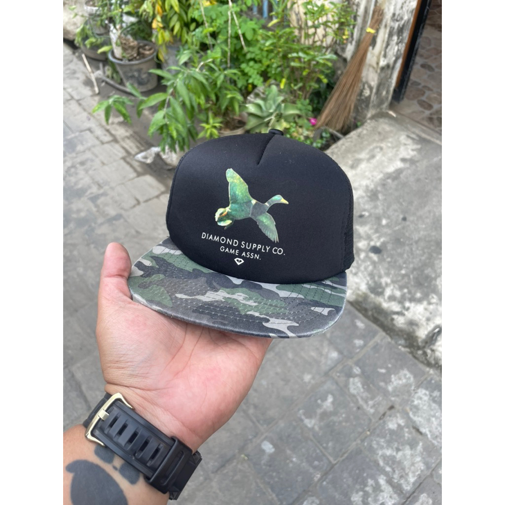 preloved topi snapback jaring diamond supply
