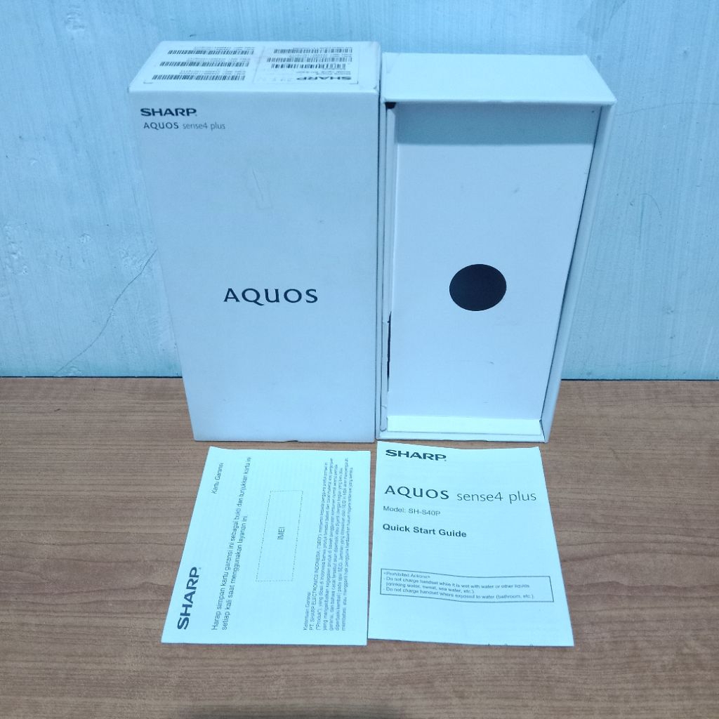 KARDUS BOX HP KOTAK SHARP AQUOS SENSE4 PLUS BOX ORIGINAL