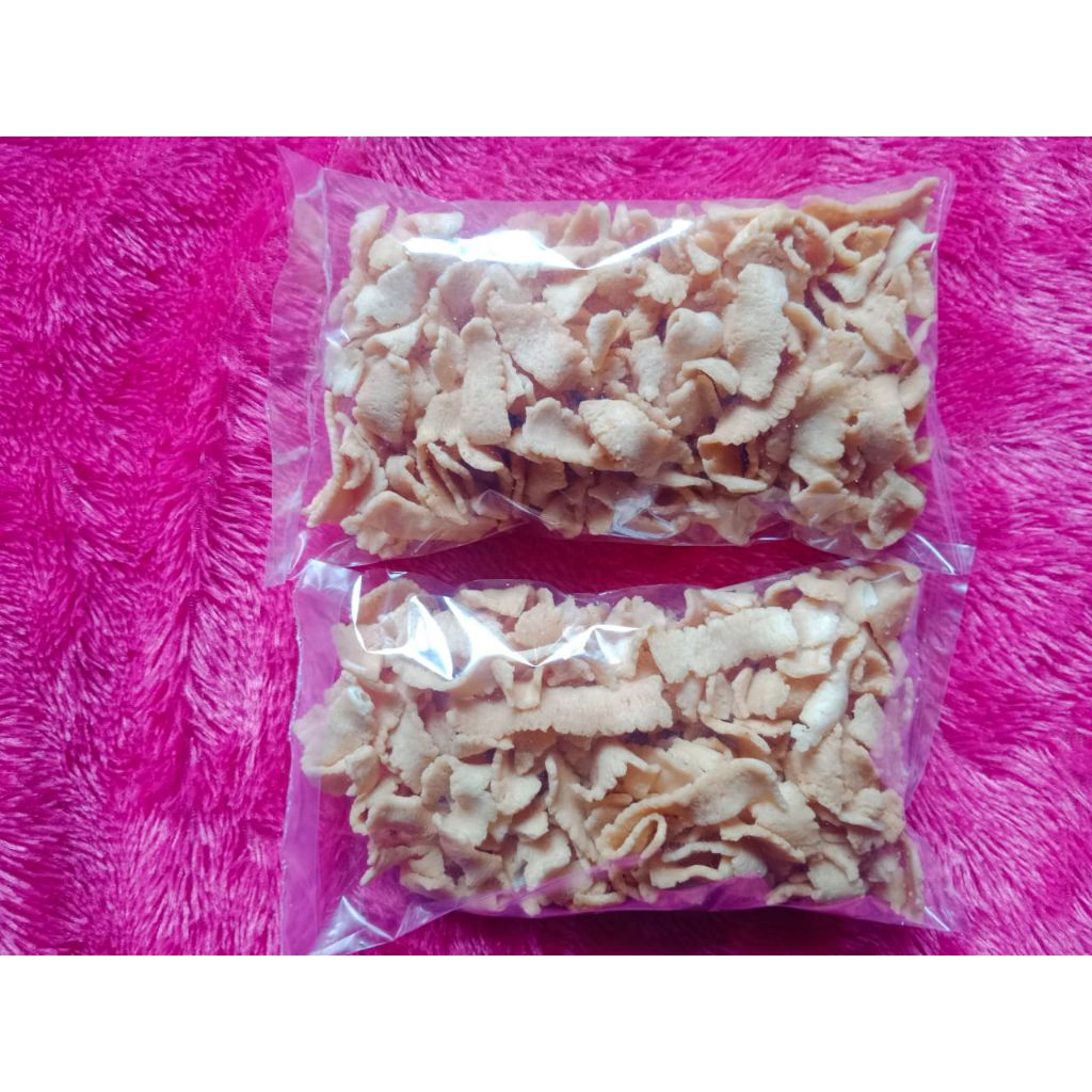 

KRIPIK KEJU KHAS BUGIS