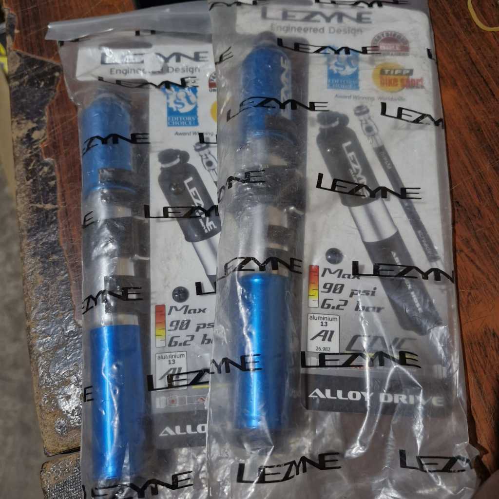 Lezyne Hand pump Alloy drive  BLUE