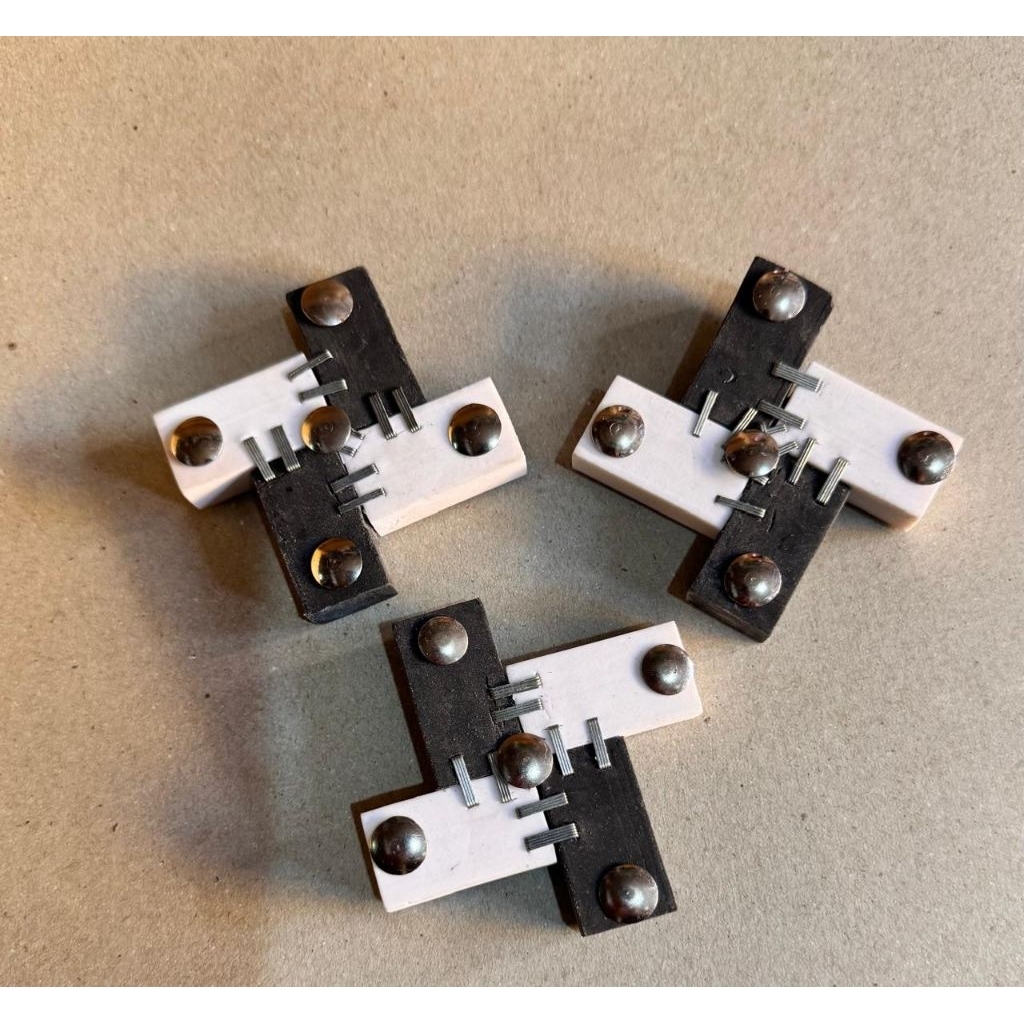 

gangsing pemadam hitam putih