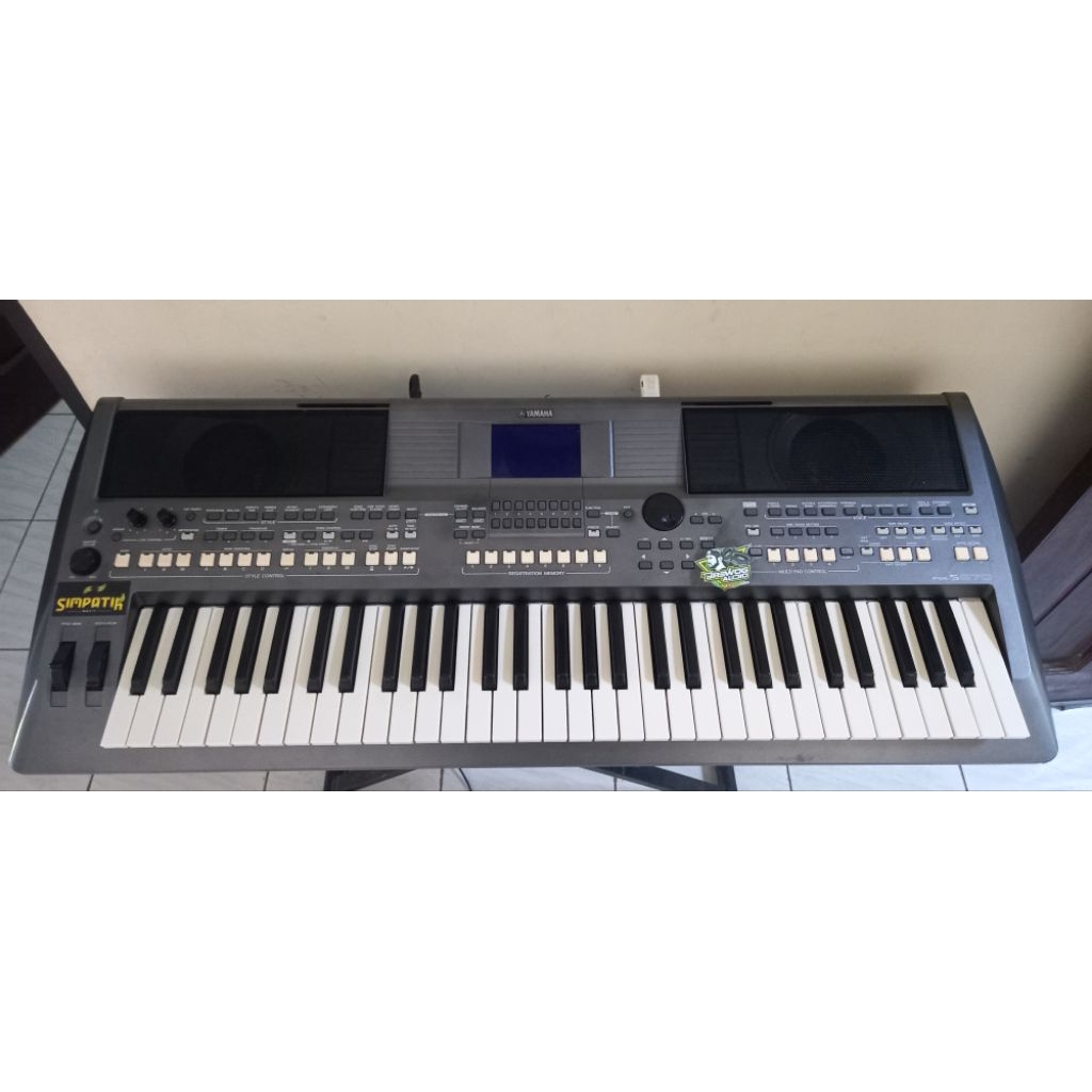 Keyboard Yamaha Psr s670