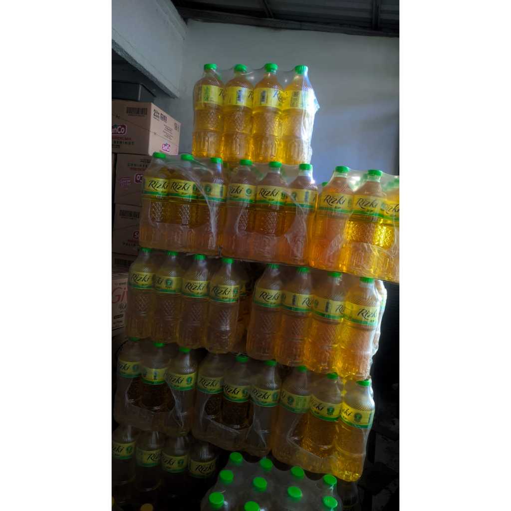 

Minyak Rizki 800ml 1 Slop Rizky