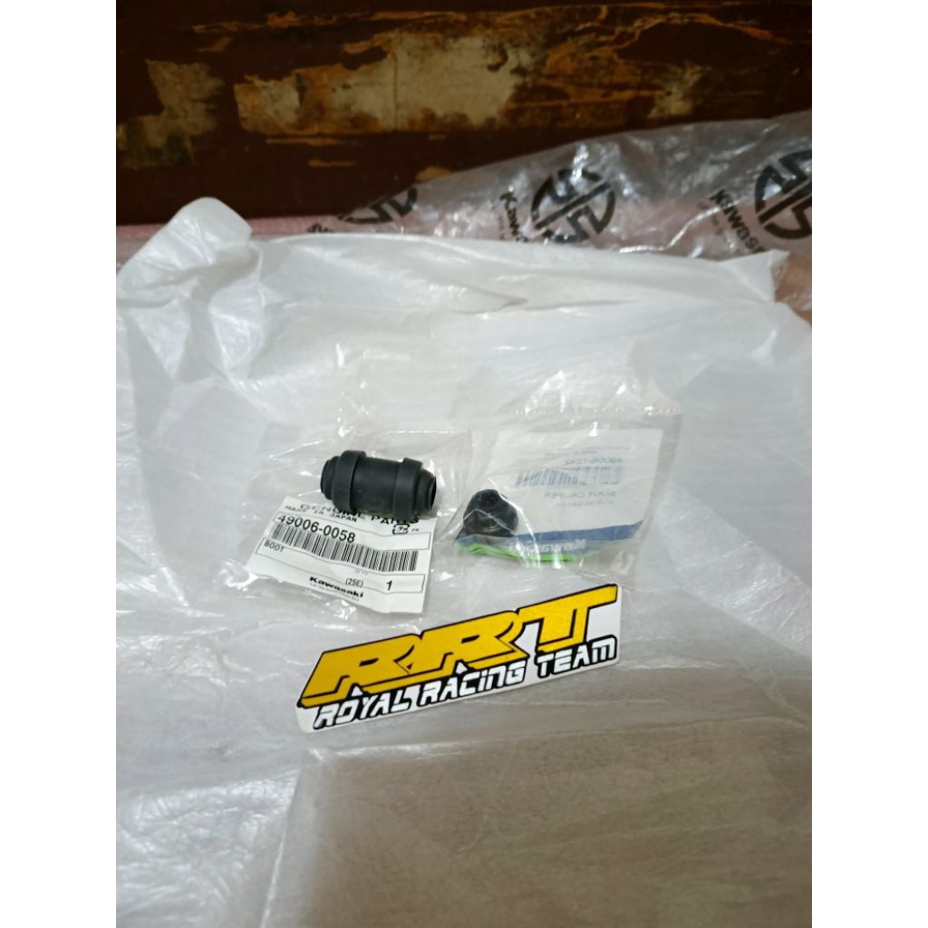 karet boot kaliper belakang kawasaki z900 z800 original