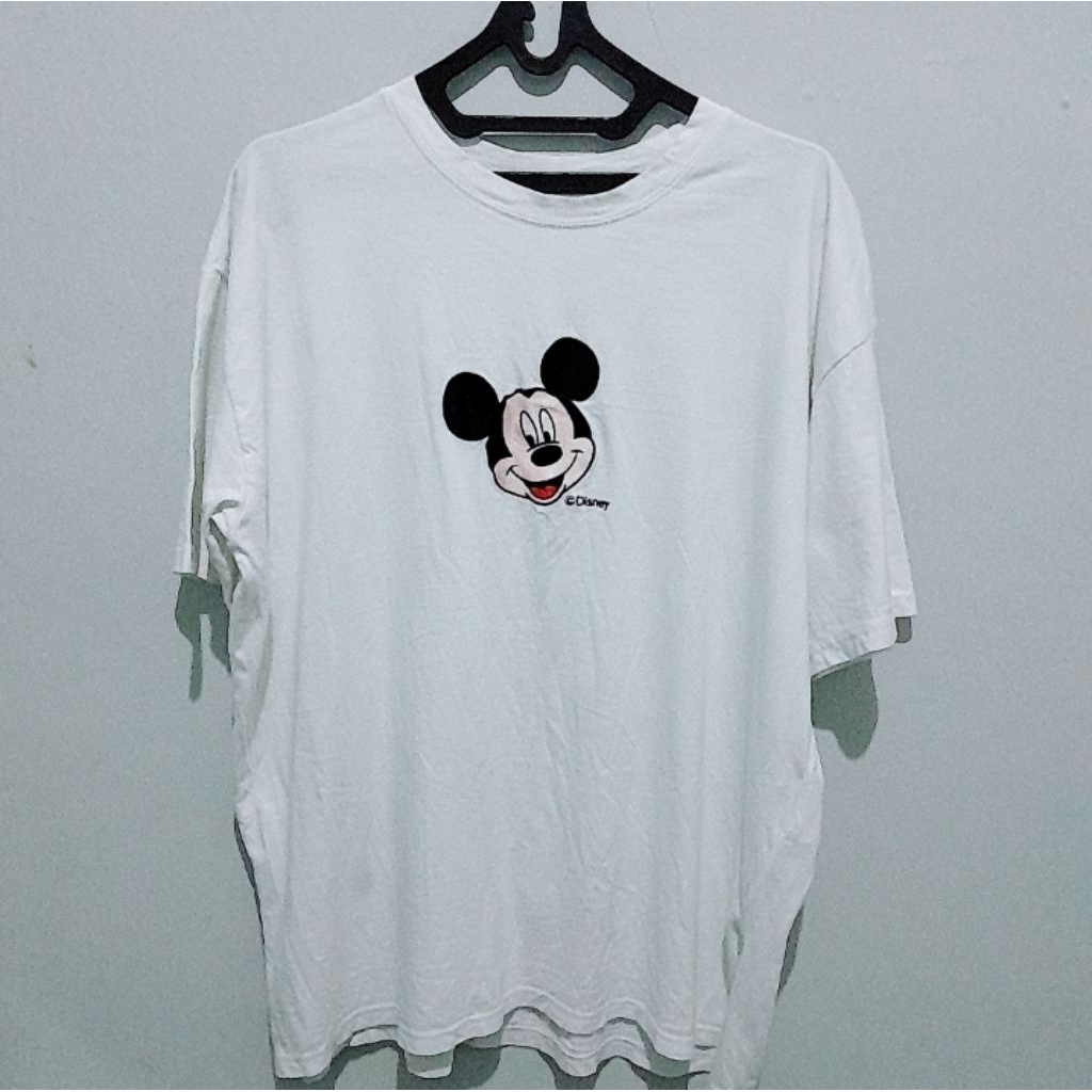 baju kaos second branded disney