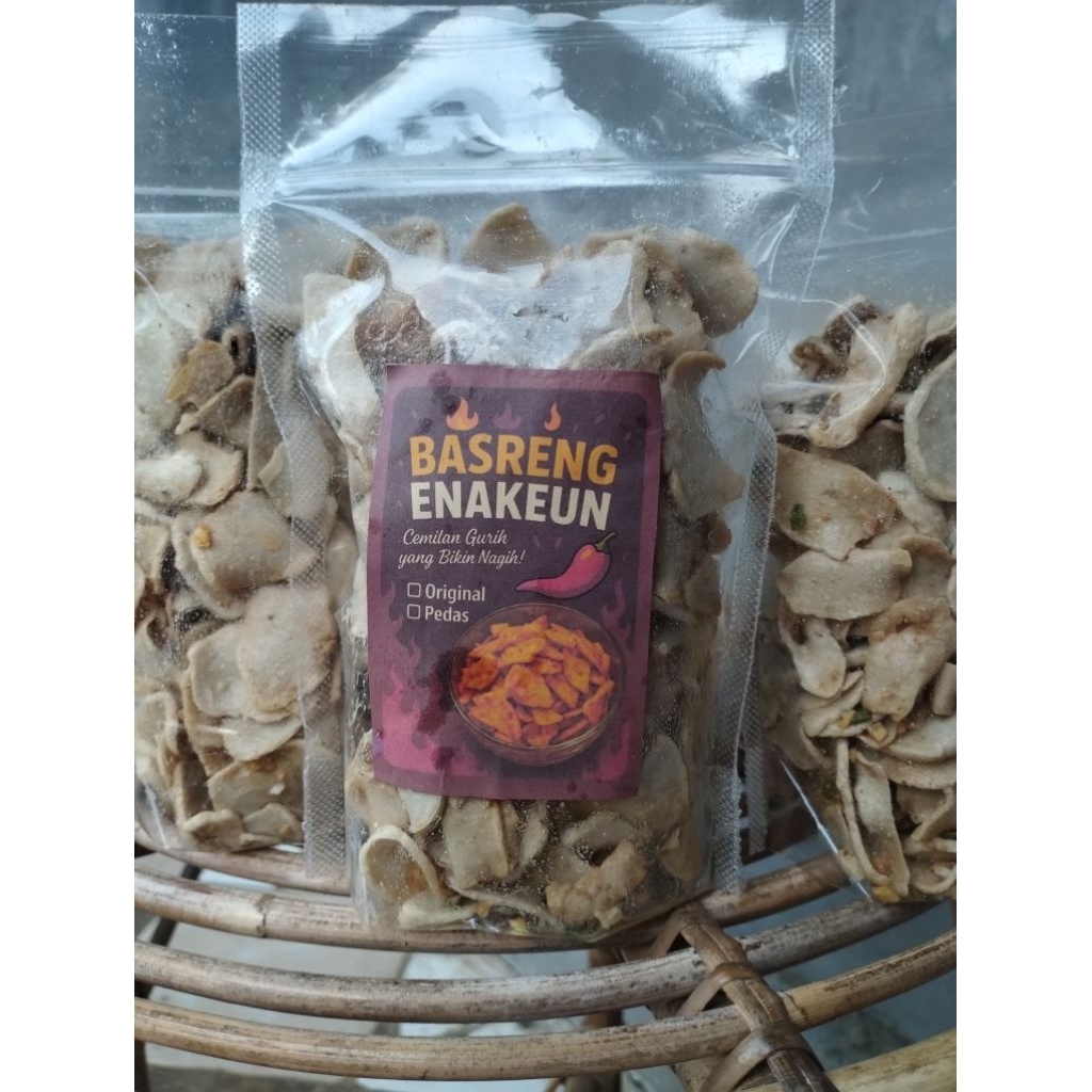 

Basreng ikan bakso goreng renyah gurih rasa daun jeruk