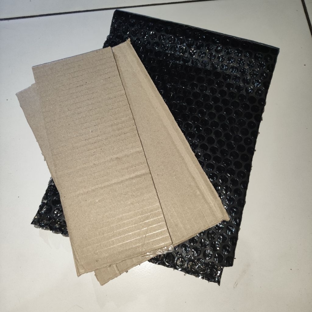 

EKSTRA KARDUS & BUBBLE WRAP (PERLINDUNGAN LEBIH SAAT PENGIRIMAN)