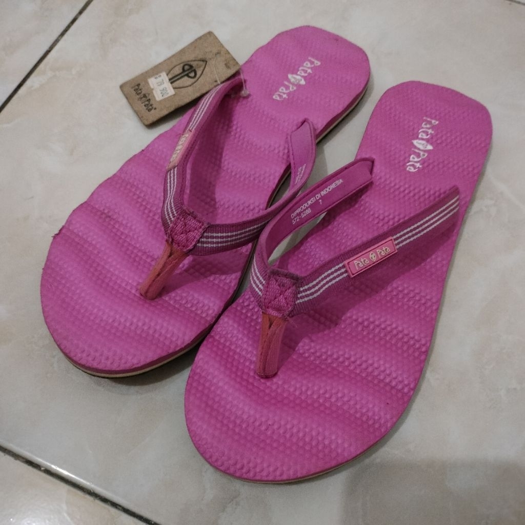 Sandal Jepit Cewek Gelombang uk 40  PATA PATA 100% ORI BY BATA