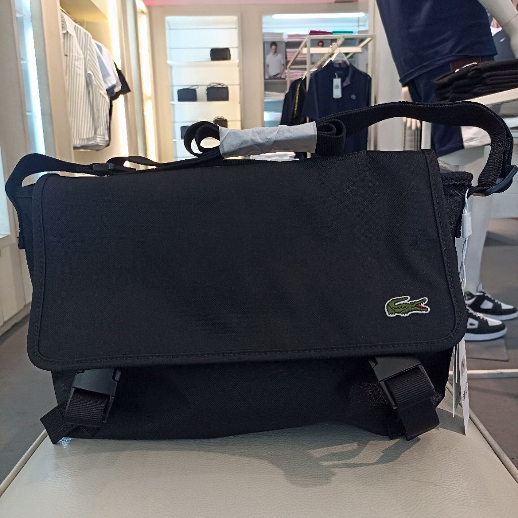 Tas Selempang Lacoste Mens Black Original