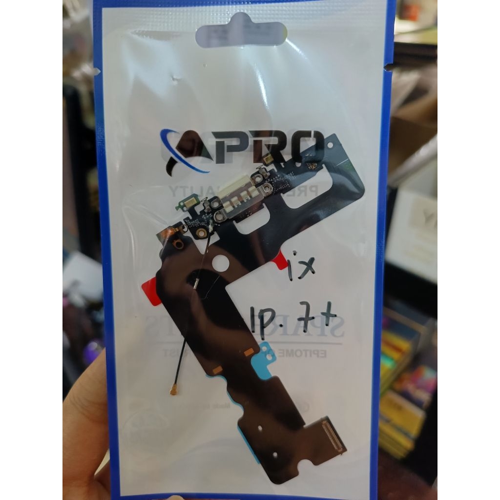 FLEXIBLE CHARGER IPHONE 7+