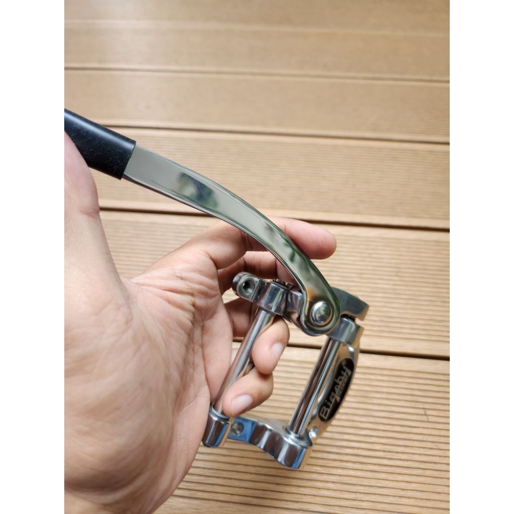 Tremolo Gitar Bigsby B50 Vibrato