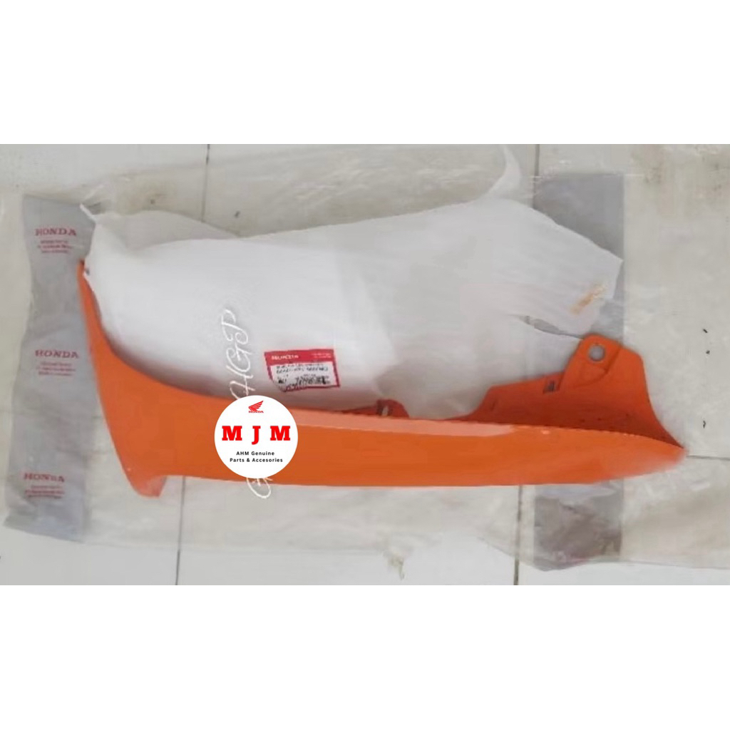 64440-KEV-900FMO Cover Sayap Luar Kiri Supra Fit Lama Orange