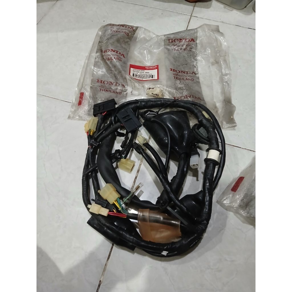 32100 - KYE - 900 KABEL BODI MEGA PRO NEW ORIGINAL BARU AHM THAILAND