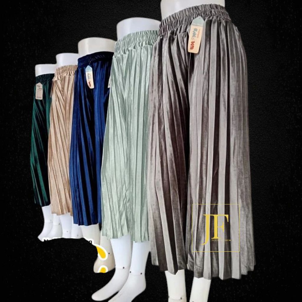 JF_Kulot Plisket Bludru 7/8 Premium/ Celana bludru Pendek Velvet Import Wanita Kekinian