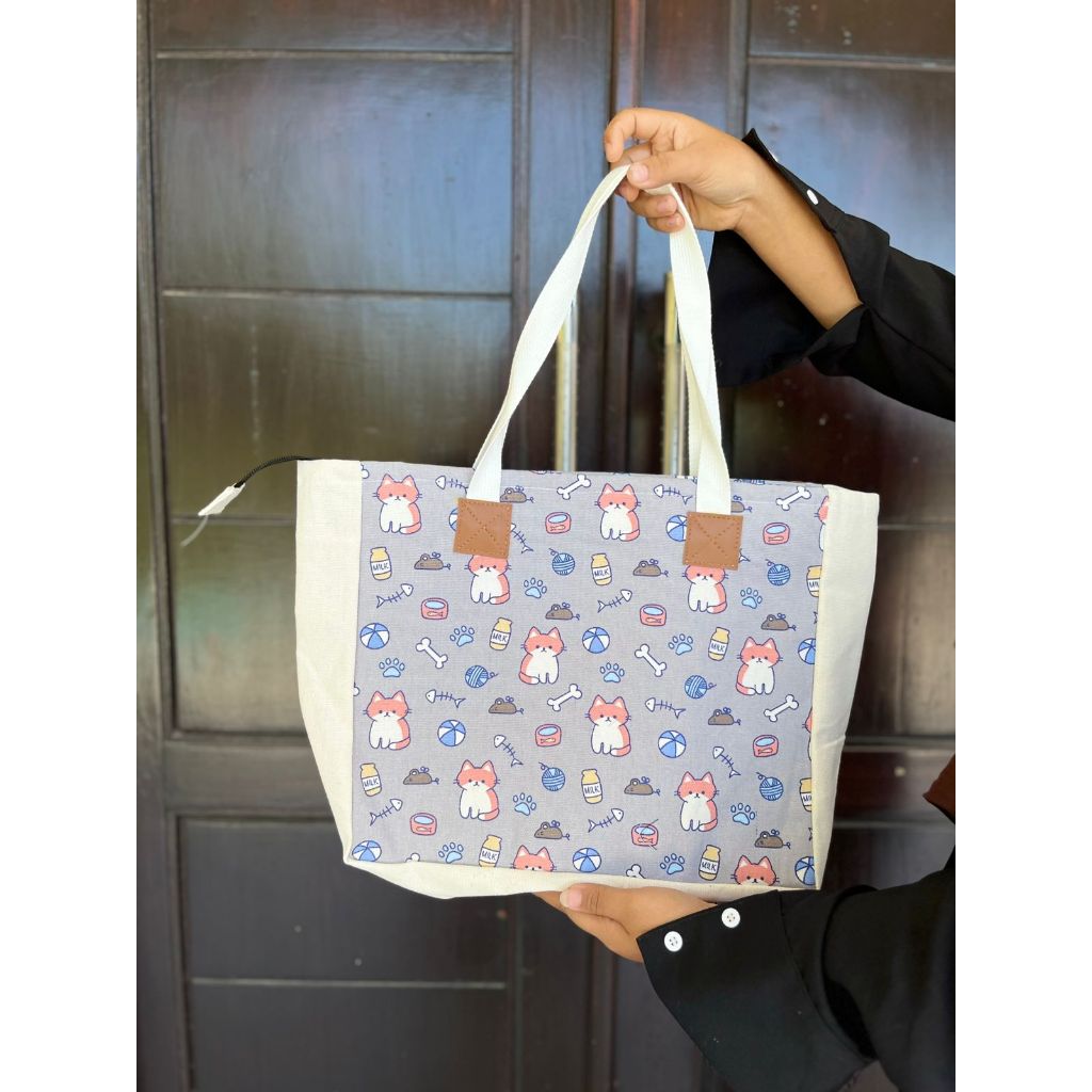 Totebag Kuliah Resleting Tote Bag Polos Atau Motif Untuk Belanja Seminar Souvenir Tas Blacu Resletin