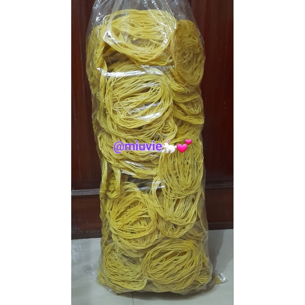 

1 Bal Kerupuk Mireng / Mie Kuning Mentah (5 Kg)