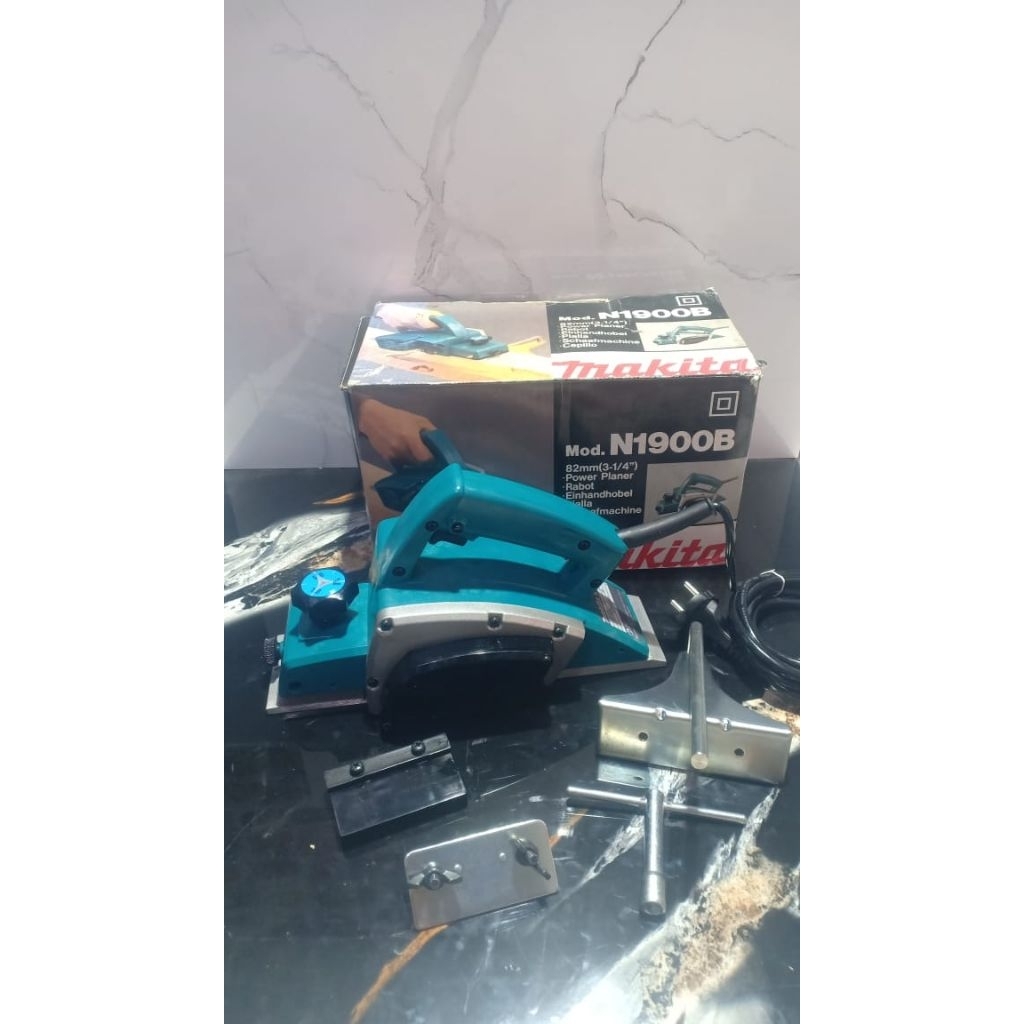 MAKITA N1900B MESIN SERUT KAYU KETAM N 1900 B SERUT PASAH Makita made in Japan