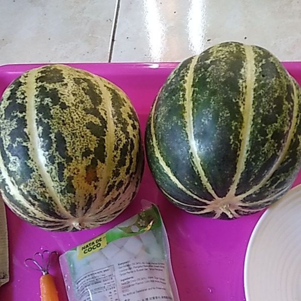 

Buah Belewah Blewah matang segar