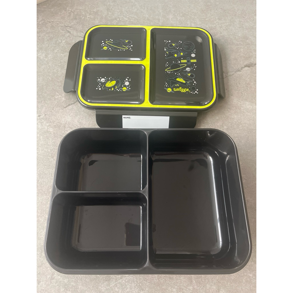 Kotak makan smiggle / lunch box smiggle trio boost 100% original store (preloved 1x pakai)