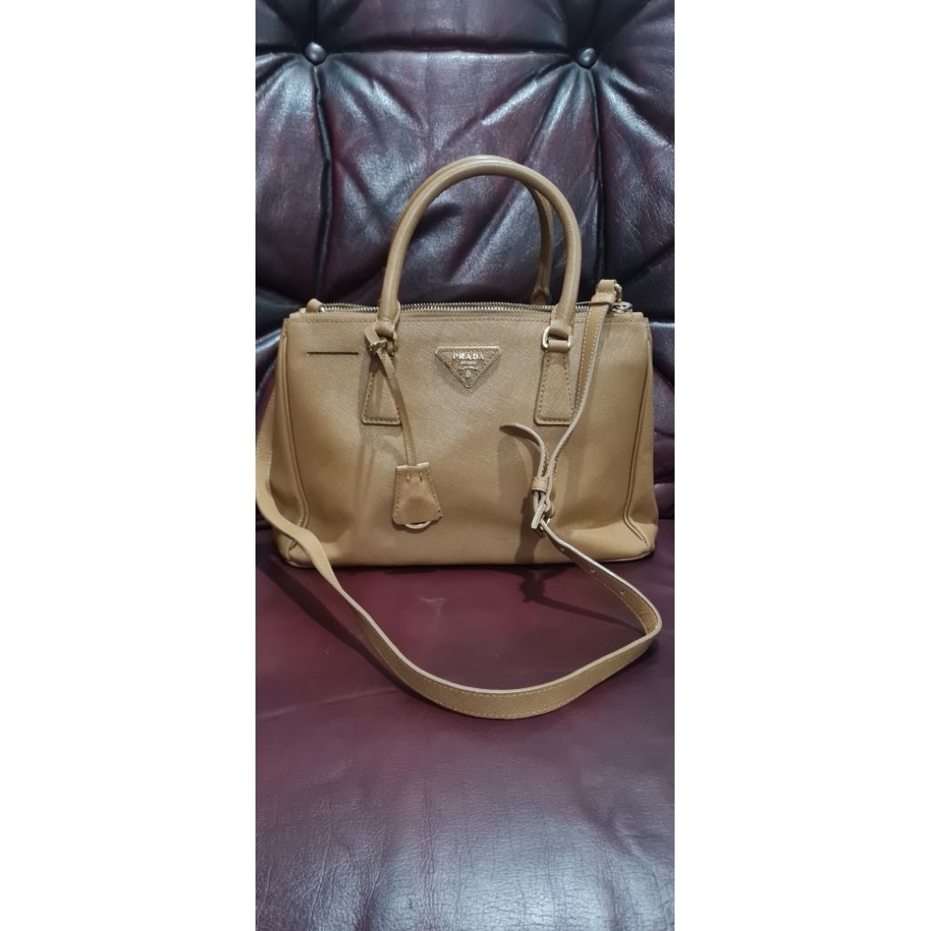 Tas Prada Milano Authentic Kulit Asli