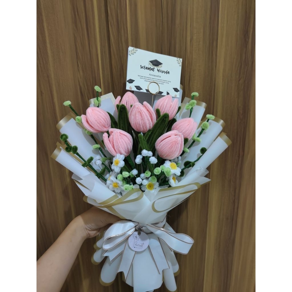 

buket bunga tulip kawat bulu pipe cleaner