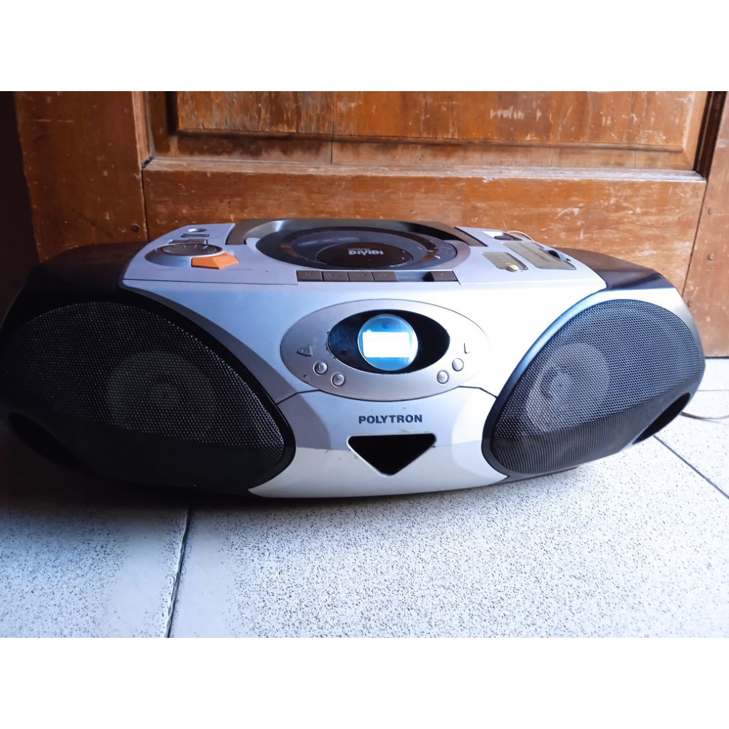 Compo Polytron GD512SR, tape sangat normal Radio kurang peka