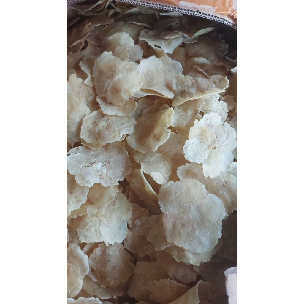 

kerupuk emping mentah