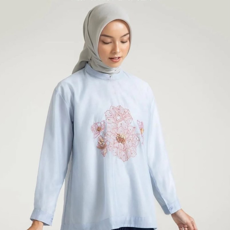 Baju Blus Wanita Blouse Ria Miranda Signature: Basima Top Outer dan Inner: Organza Silk and Satin