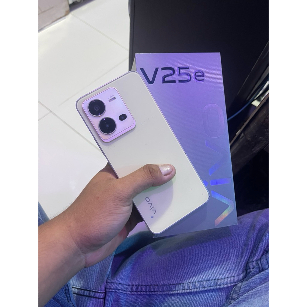 Vivo v25e 8/256