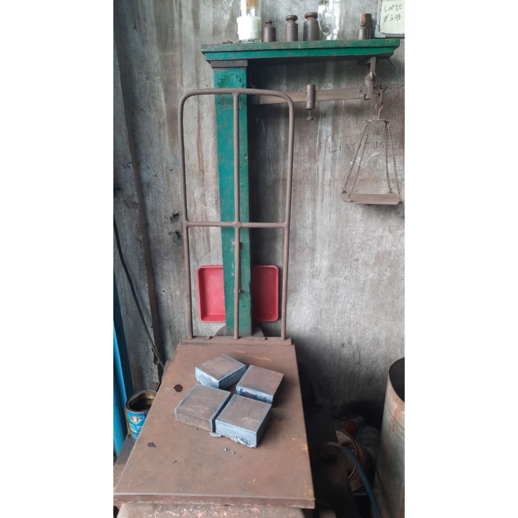 Besi plat kotak tebal 50mm 150mm x 150mm 1pcs