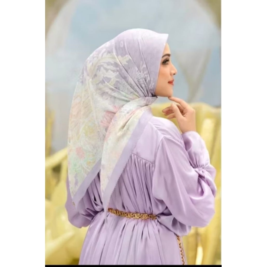 Preloved The Little Mermaid Vol 2 Acropochia Buttonscarves