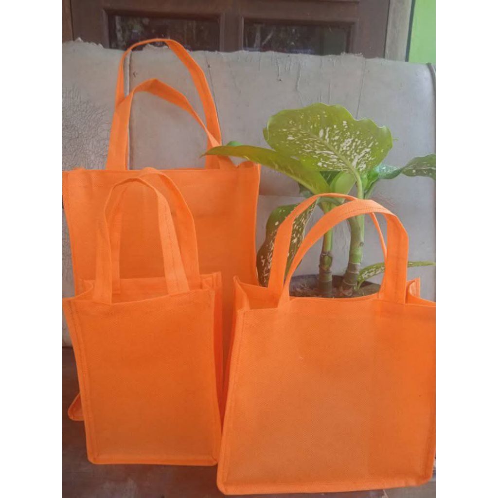 

Tas spunbond hajatan/ pesta