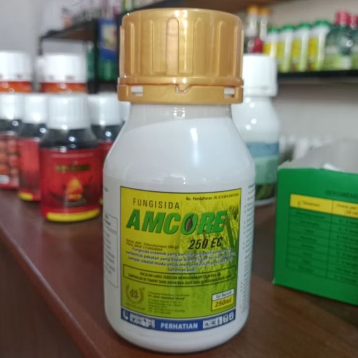 Fungisida AMCORE 250EC.Bahan aktif:Difenokonazol 250g/l.kemasan 250ml