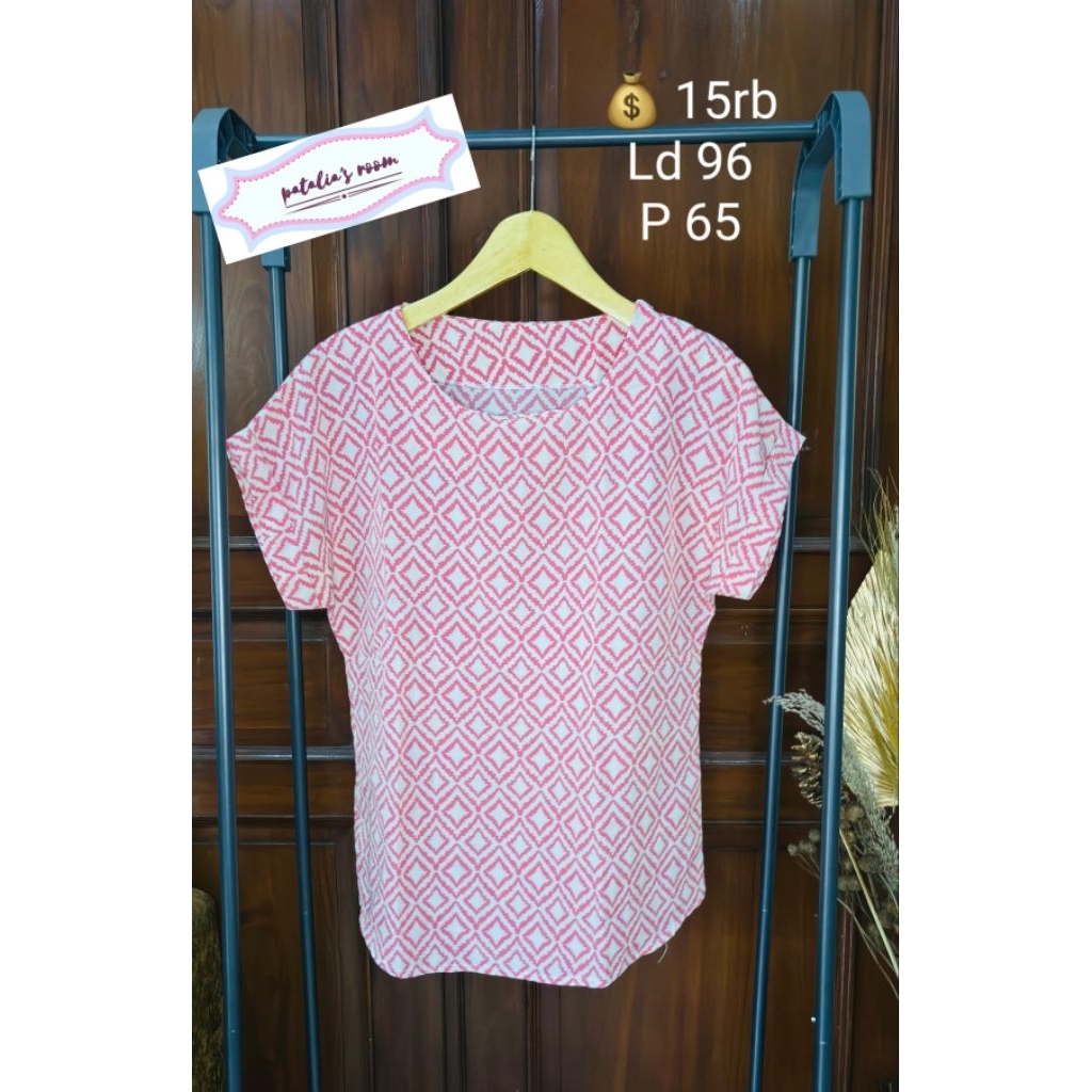 Preloved atasan pink