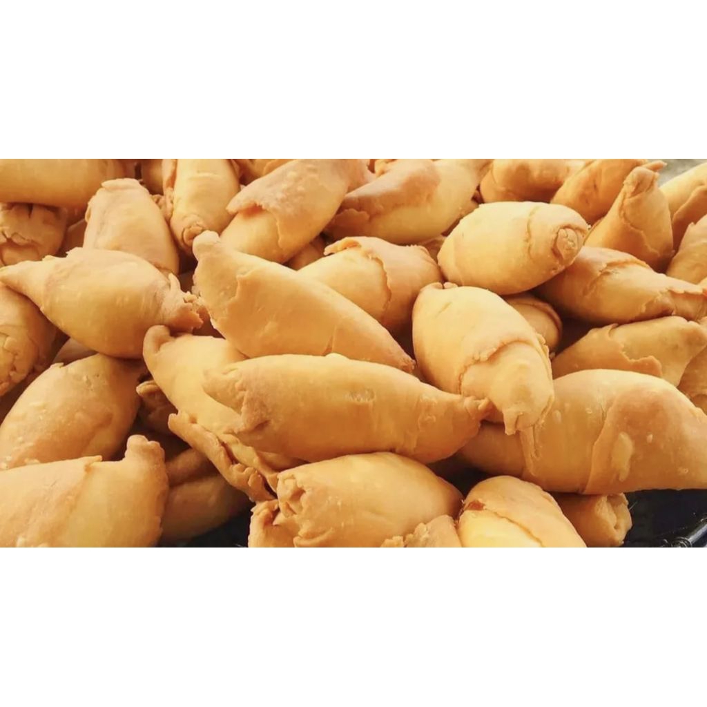 

Pisang Molen cripsy siap makan enak renyah 1porsi