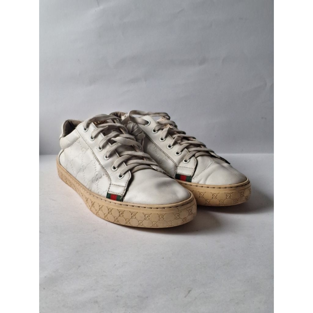 Sepatu Second size 42