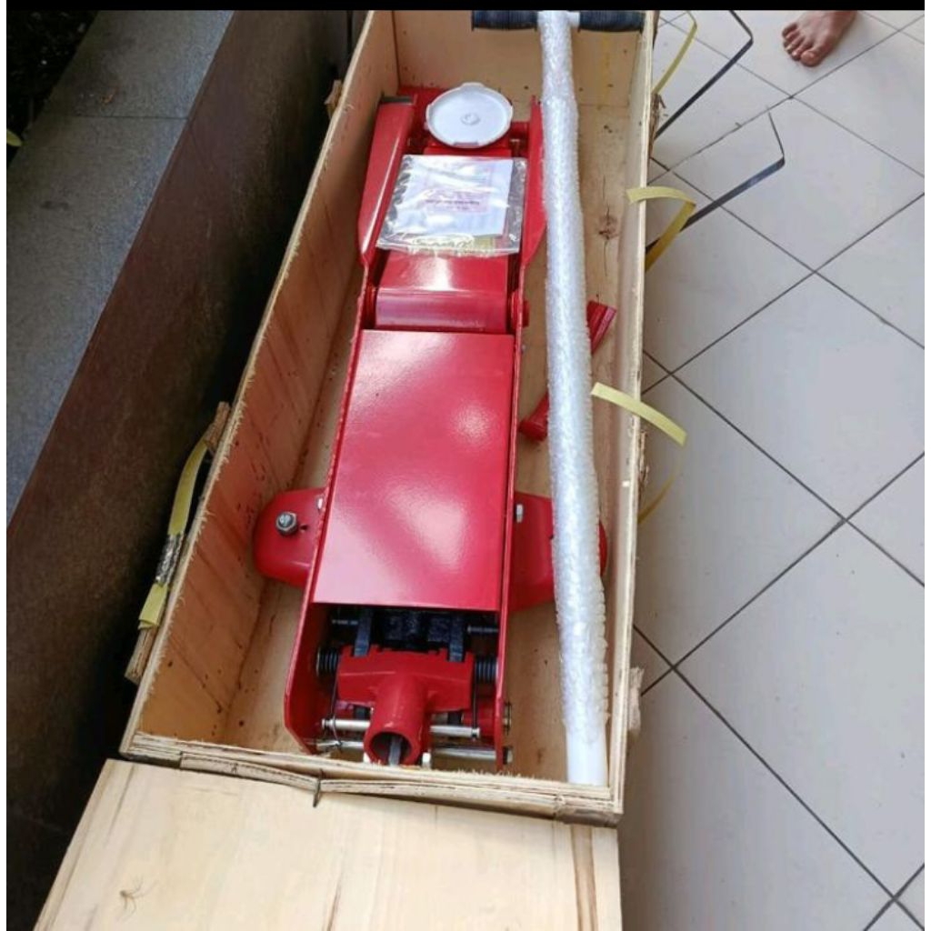 Nagasaki dongkrak buaya kapasitas 5 ton