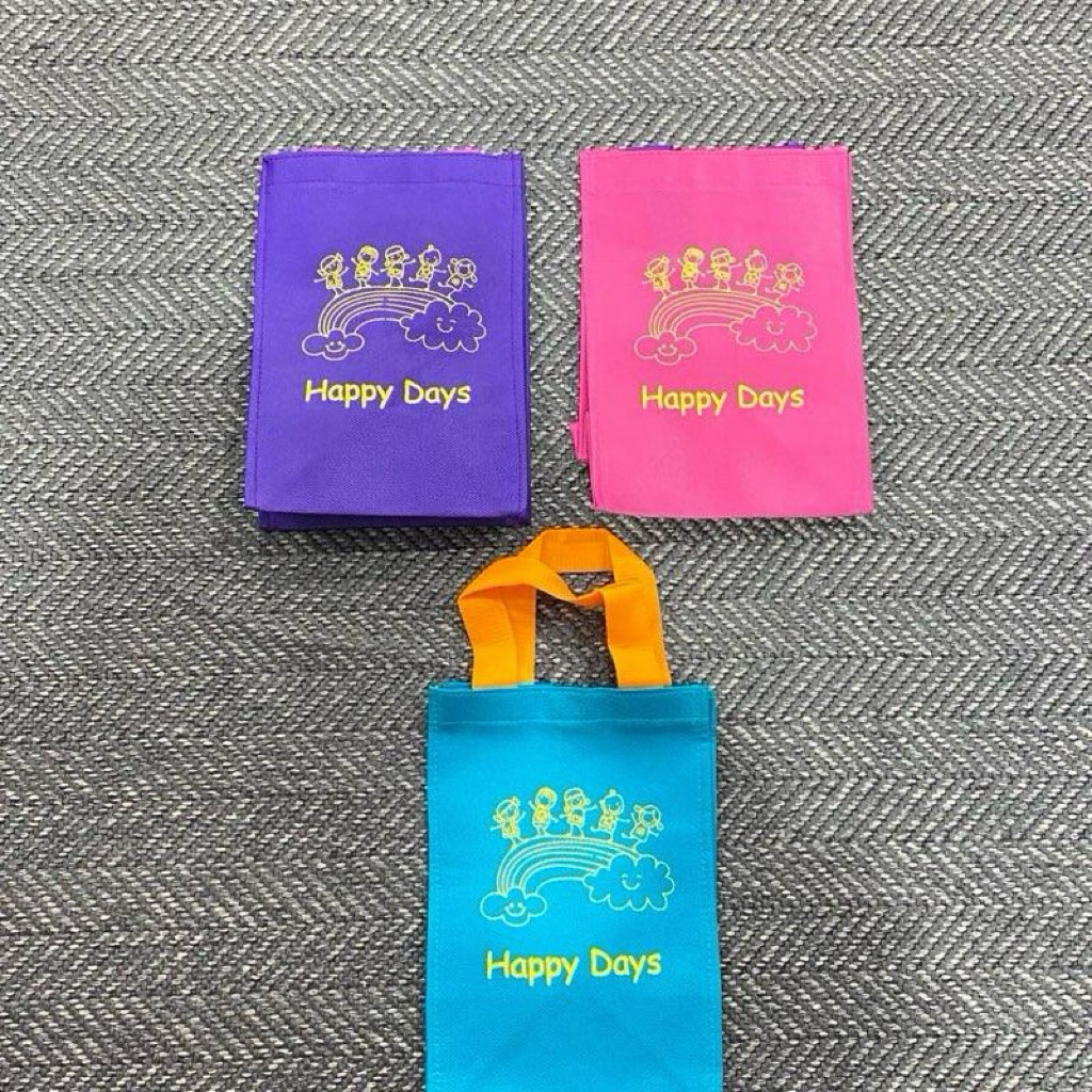 Tas Tempat Makan Tupperware