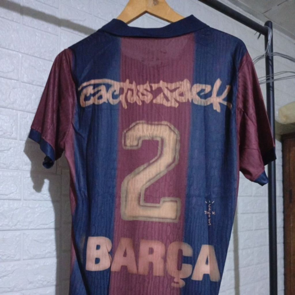 BARCA TRAVIS PLAYER ISSUE