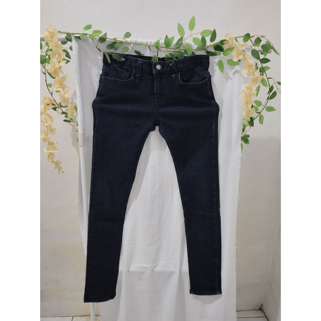 Celana jeans slimfit wanita (Preloved)