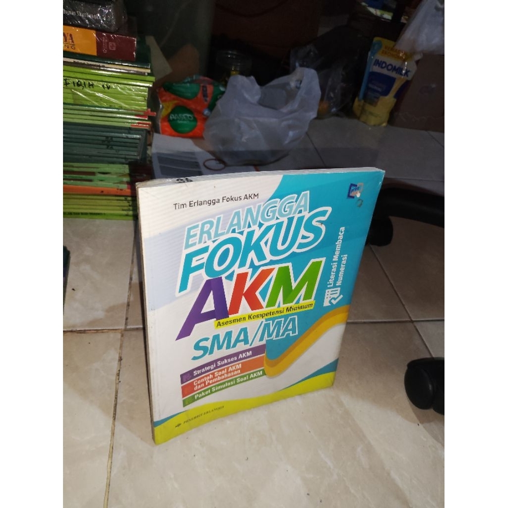 BUKU FOKUS AKM SMA MA ERLANGGA