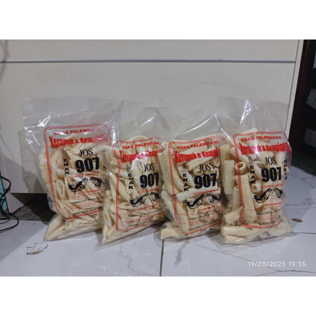

Paket 2 bungkus Kerupuk BUNCIS dan 2 bungkus Kerupuk USUS Super ikan tenggiri khas PALEMBANG (250 gram)