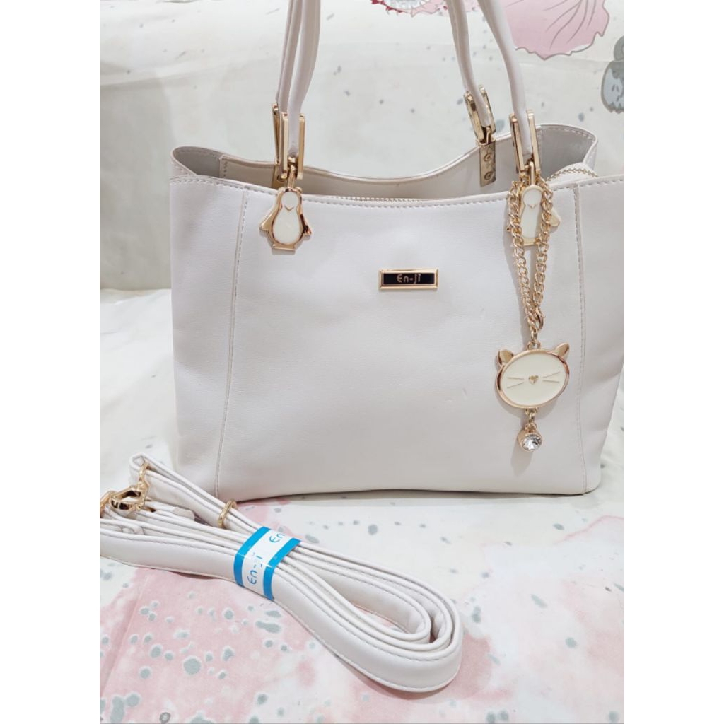 PRELOVED ENJI HYOJU HAND BAG IVORY