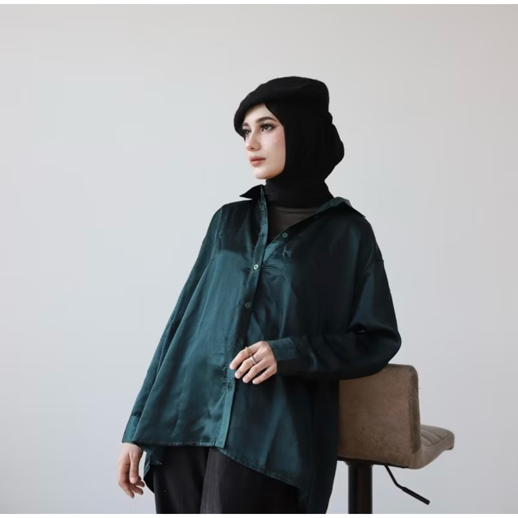 Kemeja Satin Silk Wanita (preloved)