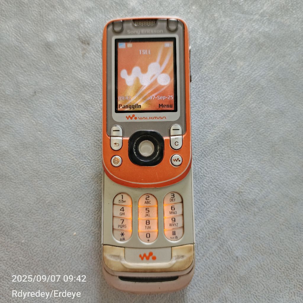 Hp Jadul Sony Ericsson W550i Minus