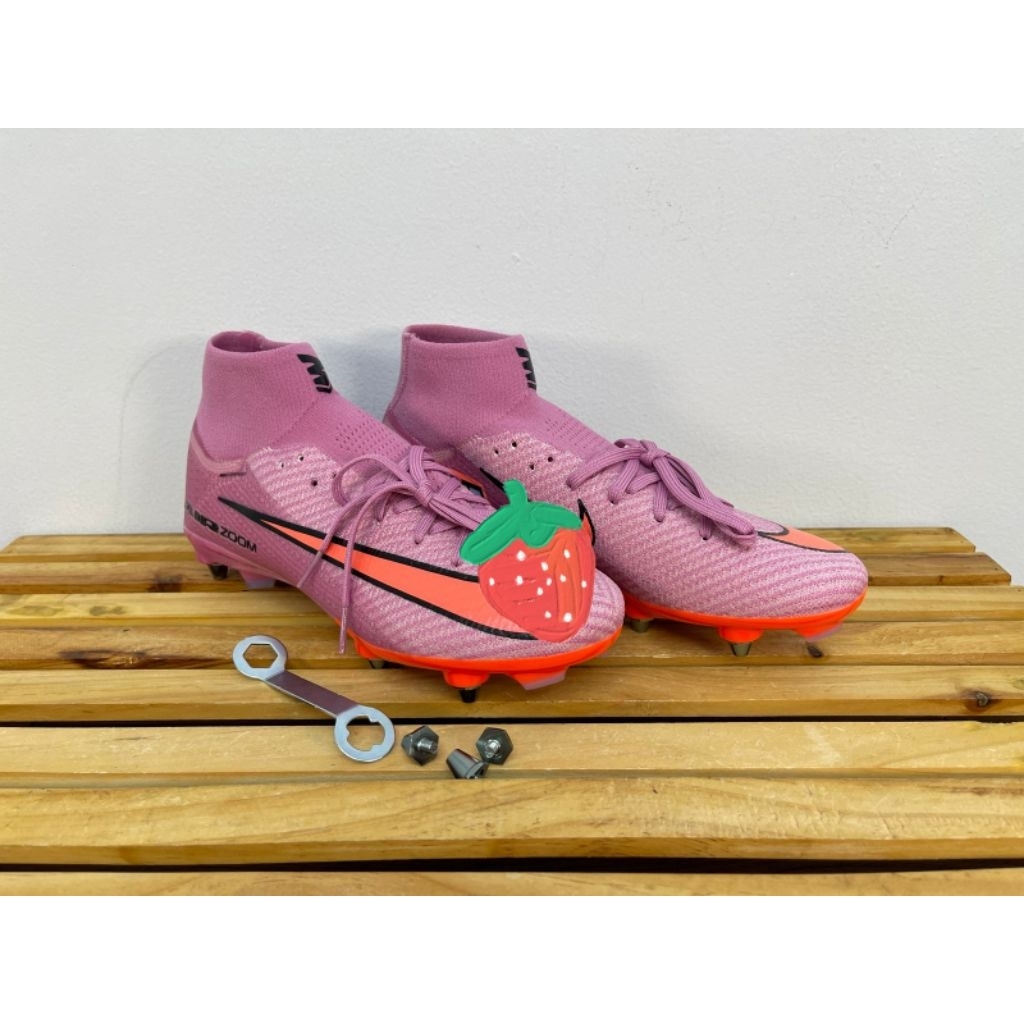 sepatu bola pul besi sup3rfly 10