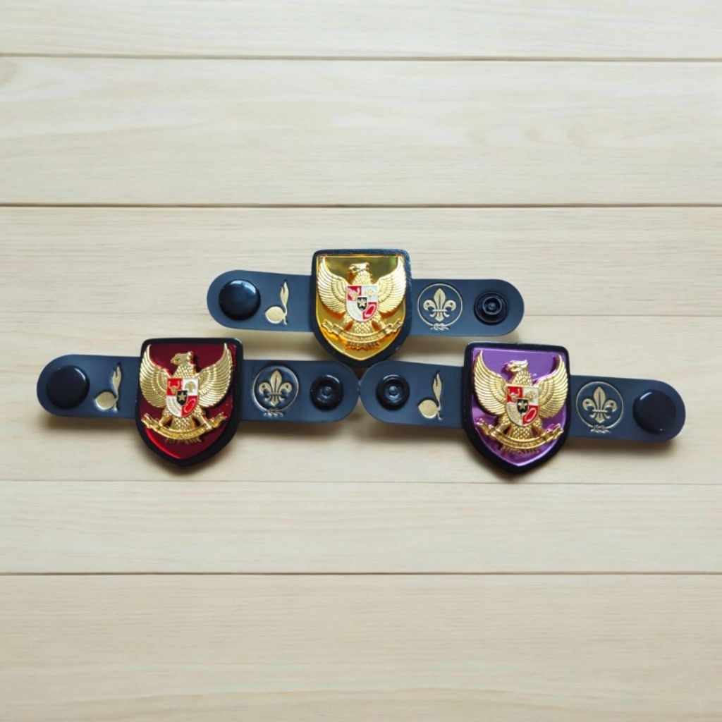 

Ring kacu pramuka Akrilik tumpuk timbul Garuda Logam warna gold metalic bahan premium terbaru